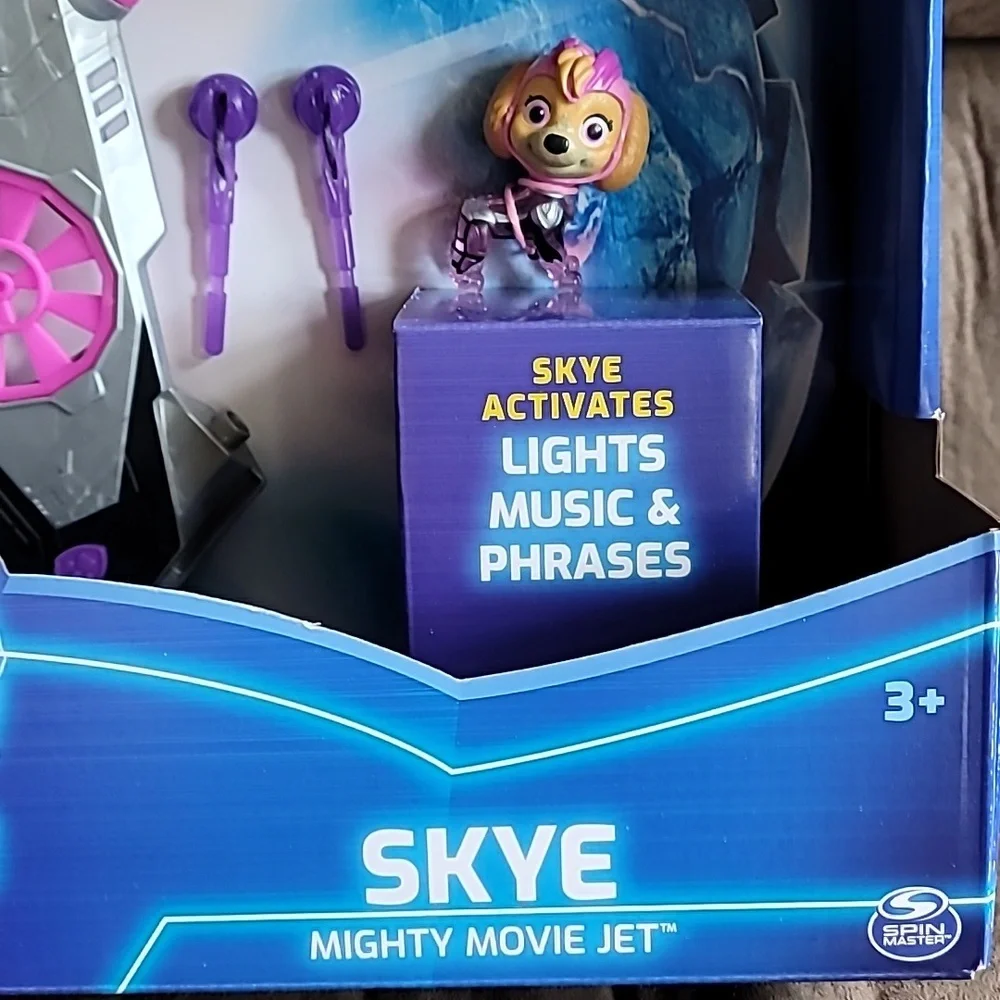 Paw Patrol Mighty Pups BNIB